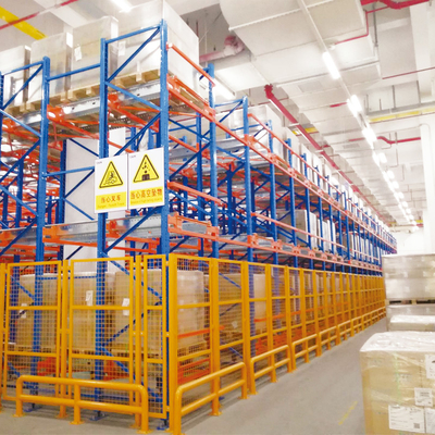 สี่ทาง Radio Shuttle Racking ASRS Pallet Runner Rack สี่ทาง Radio Shuttle Racking