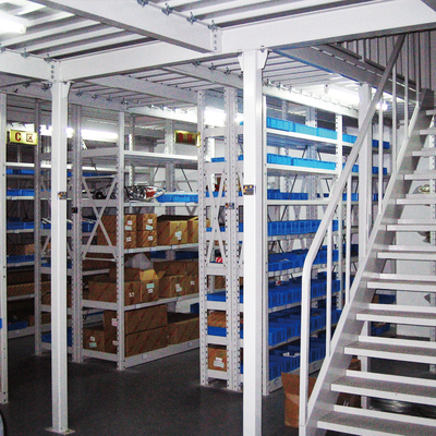 Mezzanine Racking สําหรับรถยนต์ 4s ร้านค้า Multi-Tier Rack ระบบ Rack ซุปเปอร์มาร์เก็ต