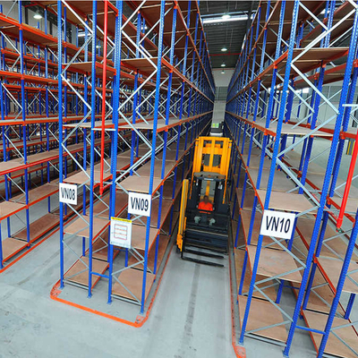 A20 : โกดัง โกดัง VNA Racks โกดัง ระบบ Racking ช่องทางแคบมาก